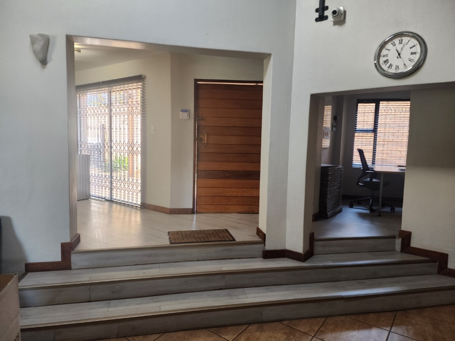 4 Bedroom Property for Sale in Zwartkop Gauteng