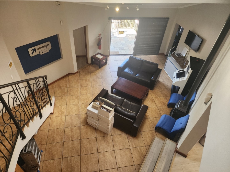 4 Bedroom Property for Sale in Zwartkop Gauteng