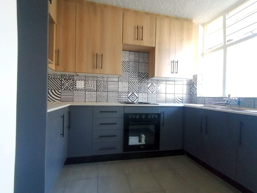 To Let 3 Bedroom Property for Rent in Sinoville Gauteng