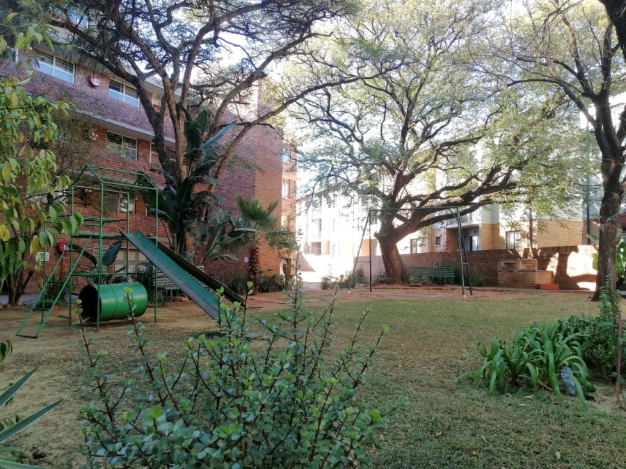 To Let 3 Bedroom Property for Rent in Sinoville Gauteng