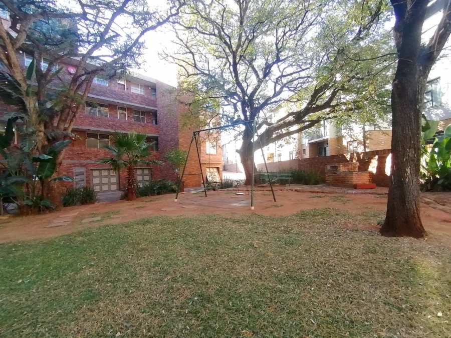To Let 3 Bedroom Property for Rent in Sinoville Gauteng