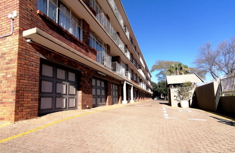 To Let 3 Bedroom Property for Rent in Sinoville Gauteng