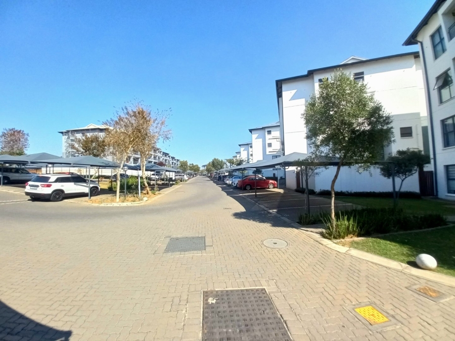 1 Bedroom Property for Sale in Modderfontein Gauteng