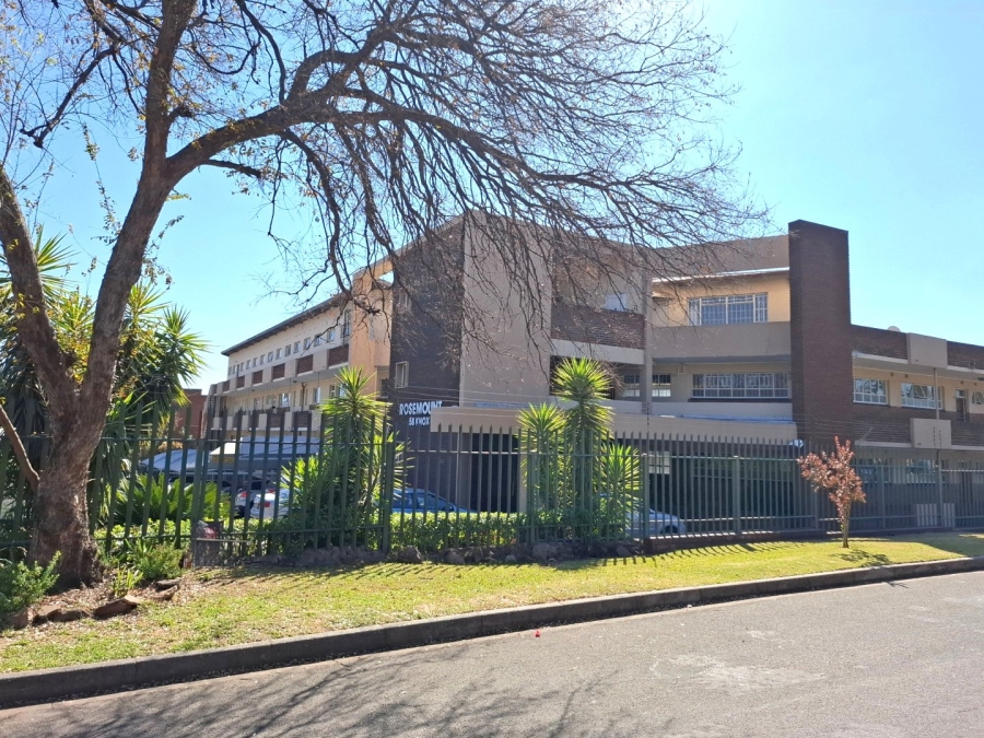 2 Bedroom Property for Sale in Waverley Gauteng