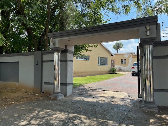 To Let 3 Bedroom Property for Rent in Kibler Park Gauteng