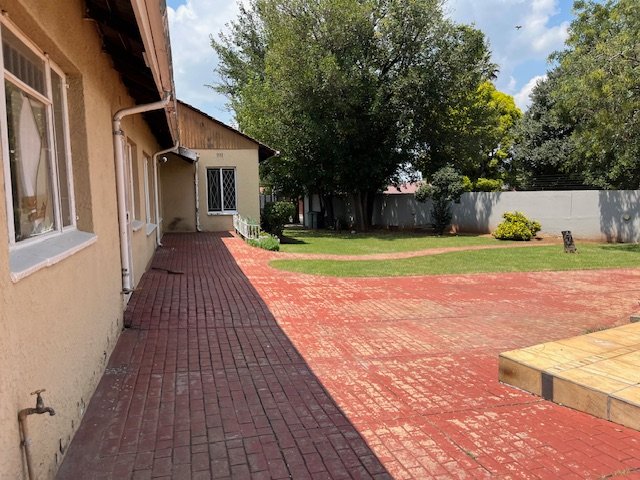 To Let 3 Bedroom Property for Rent in Kibler Park Gauteng