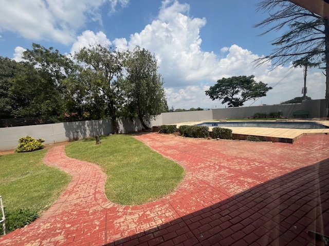 To Let 3 Bedroom Property for Rent in Kibler Park Gauteng