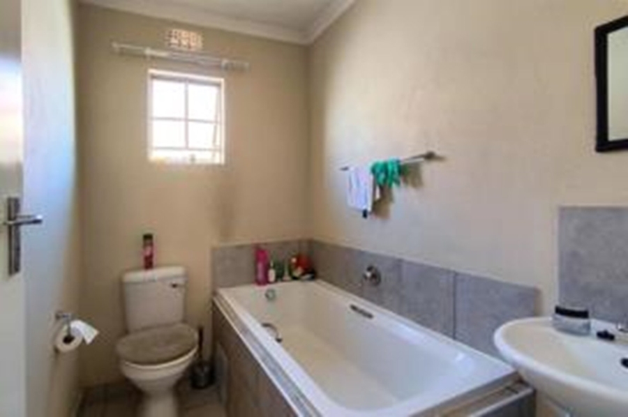 3 Bedroom Property for Sale in Sky City Gauteng