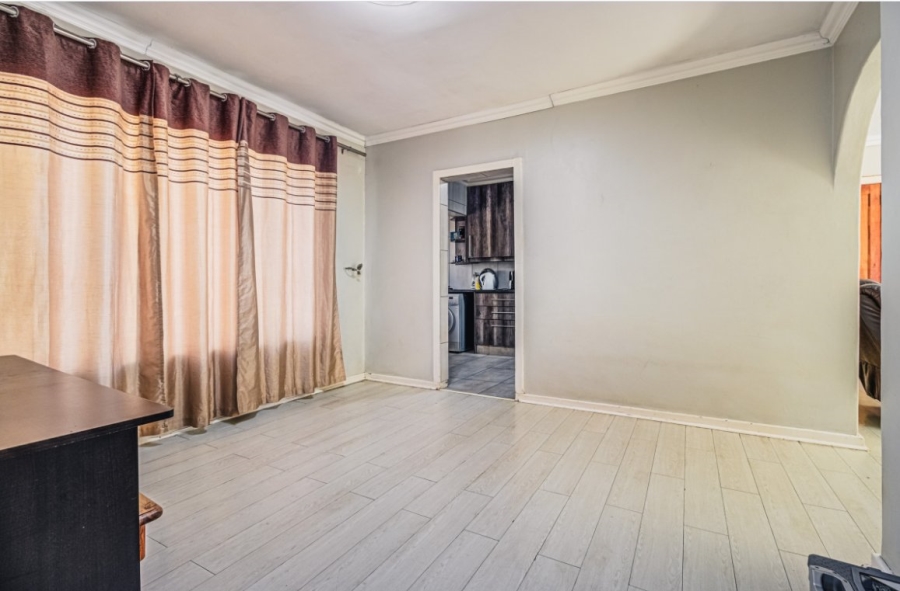 3 Bedroom Property for Sale in Buurendal Gauteng