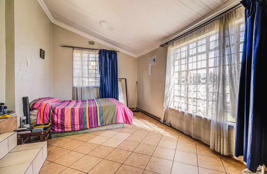 3 Bedroom Property for Sale in Buurendal Gauteng