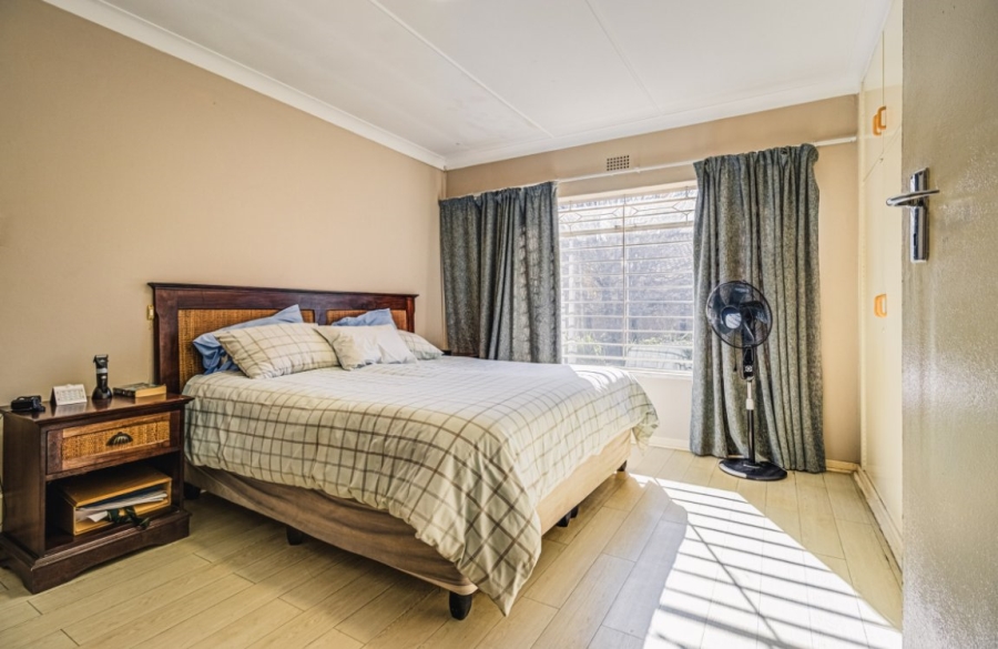 3 Bedroom Property for Sale in Buurendal Gauteng