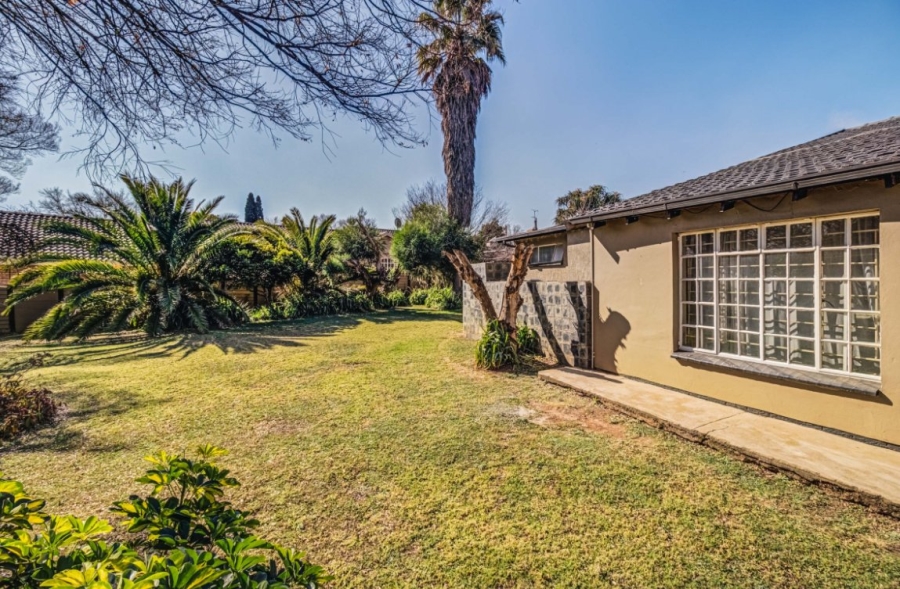 3 Bedroom Property for Sale in Buurendal Gauteng