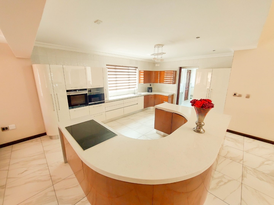 5 Bedroom Property for Sale in Blue Valley Golf Estate Gauteng