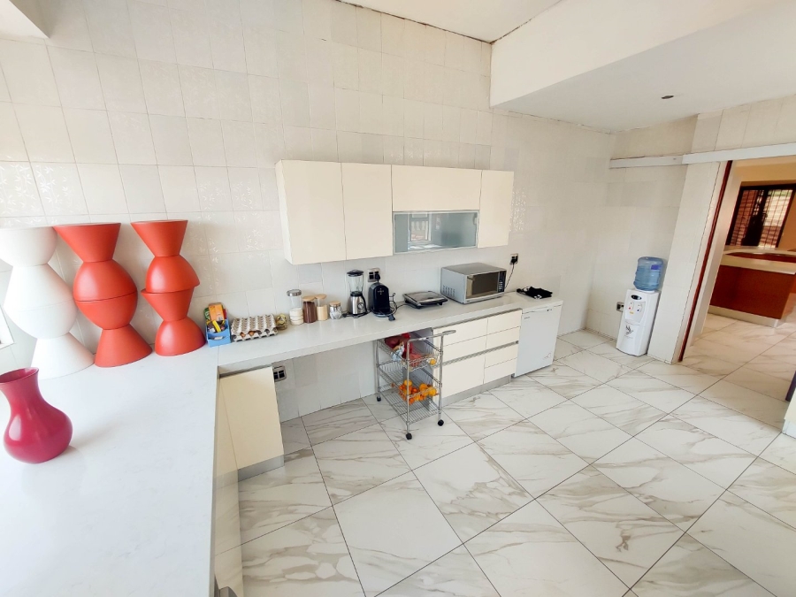 5 Bedroom Property for Sale in Blue Valley Golf Estate Gauteng