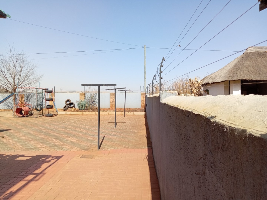4 Bedroom Property for Sale in Cultura Park Gauteng