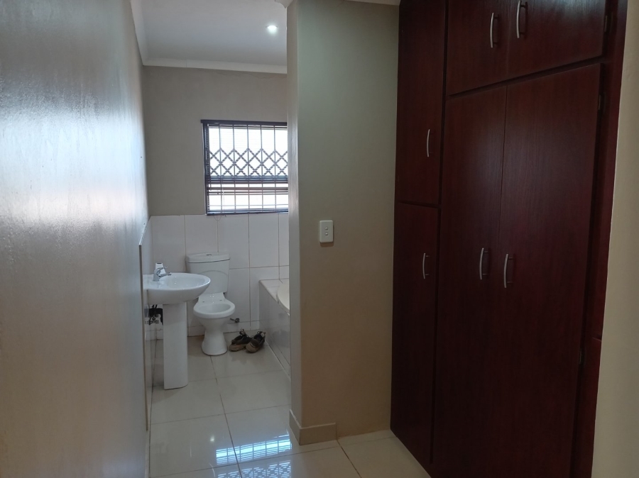 4 Bedroom Property for Sale in Cultura Park Gauteng