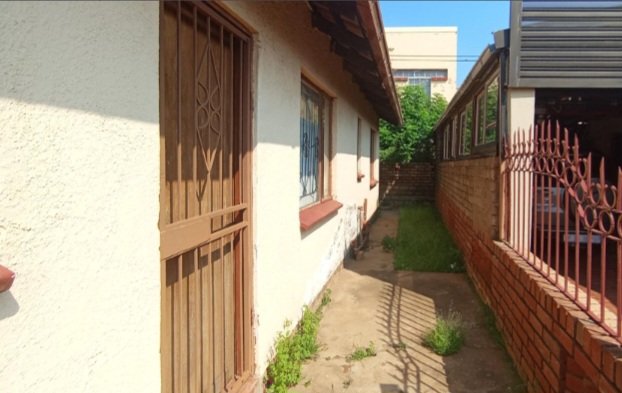 3 Bedroom Property for Sale in Soshanguve K Gauteng