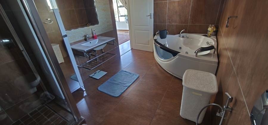 4 Bedroom Property for Sale in Erasmia Gauteng