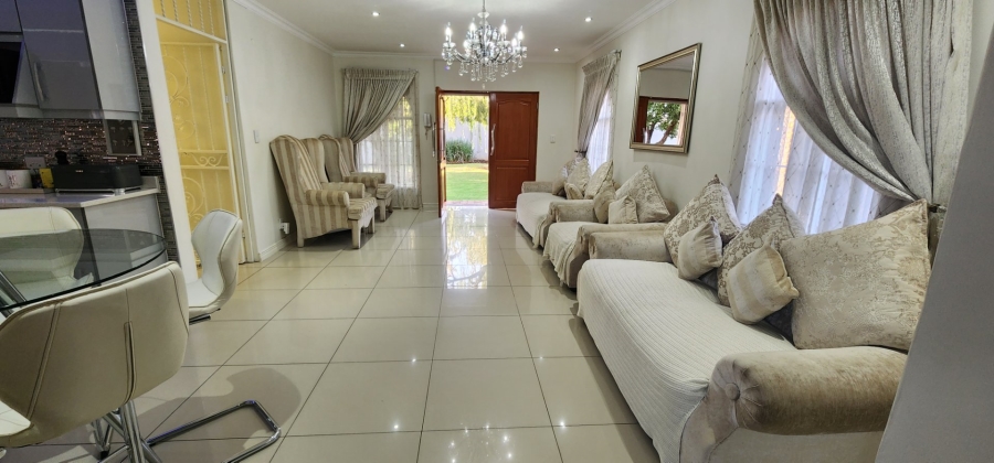4 Bedroom Property for Sale in Erasmia Gauteng