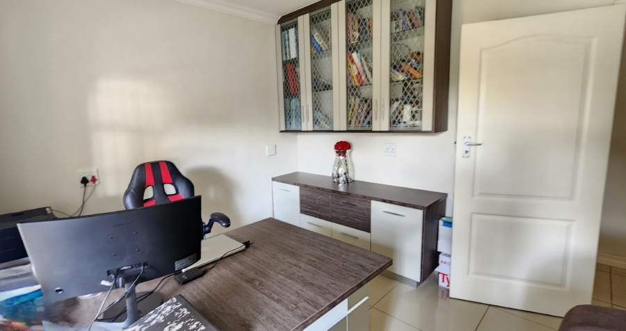 4 Bedroom Property for Sale in Erasmia Gauteng