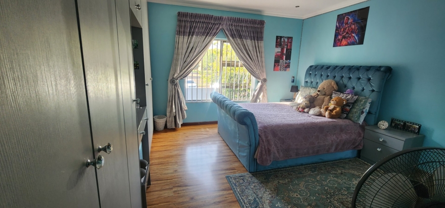 4 Bedroom Property for Sale in Erasmia Gauteng