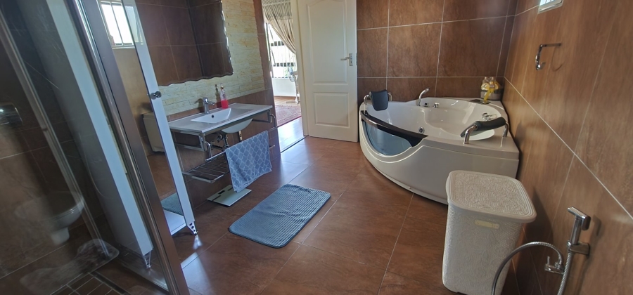 4 Bedroom Property for Sale in Erasmia Gauteng