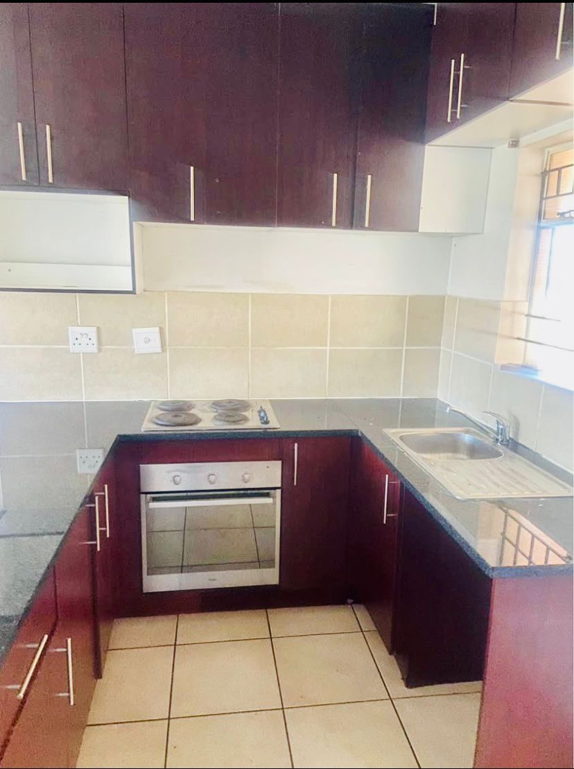 2 Bedroom Property for Sale in Pretoria North Gauteng