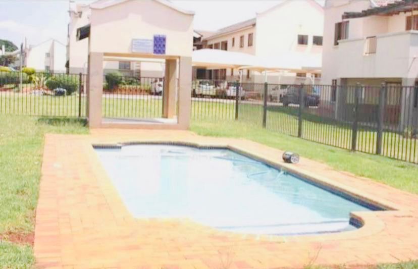 2 Bedroom Property for Sale in Pretoria North Gauteng
