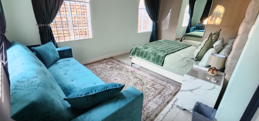 To Let 4 Bedroom Property for Rent in Erasmia Gauteng