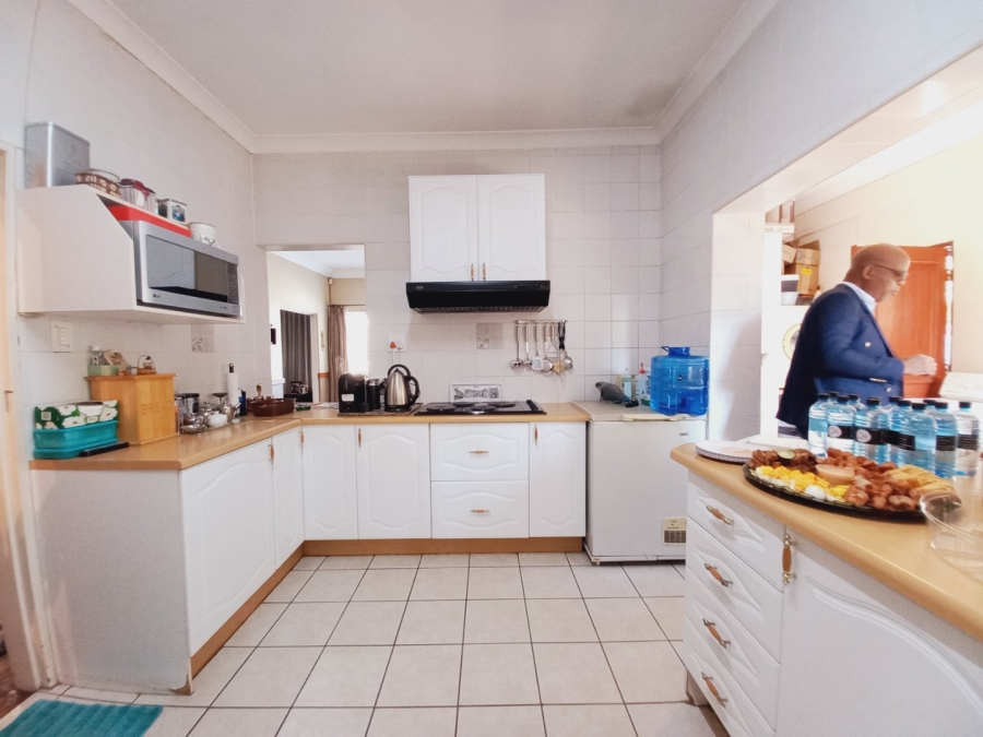 3 Bedroom Property for Sale in Eastleigh Ridge Gauteng