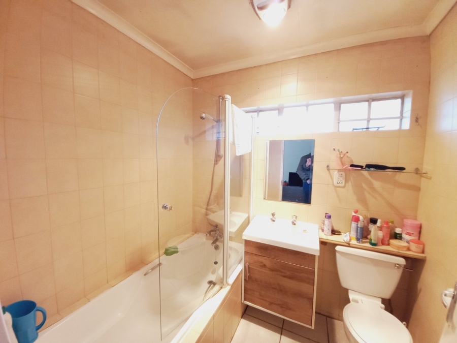 3 Bedroom Property for Sale in Eastleigh Ridge Gauteng
