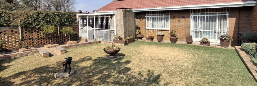 3 Bedroom Property for Sale in Barvallen Gauteng