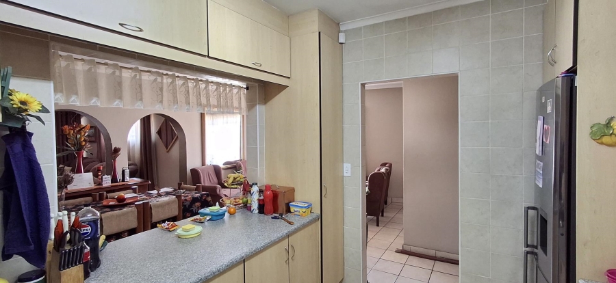 3 Bedroom Property for Sale in Barvallen Gauteng