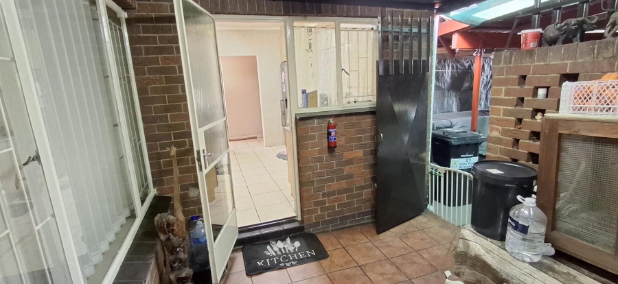 3 Bedroom Property for Sale in Barvallen Gauteng