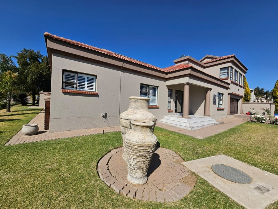3 Bedroom Property for Sale in Crescent Wood Country Estate Gauteng