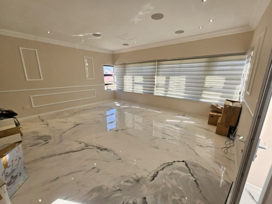 3 Bedroom Property for Sale in Crescent Wood Country Estate Gauteng
