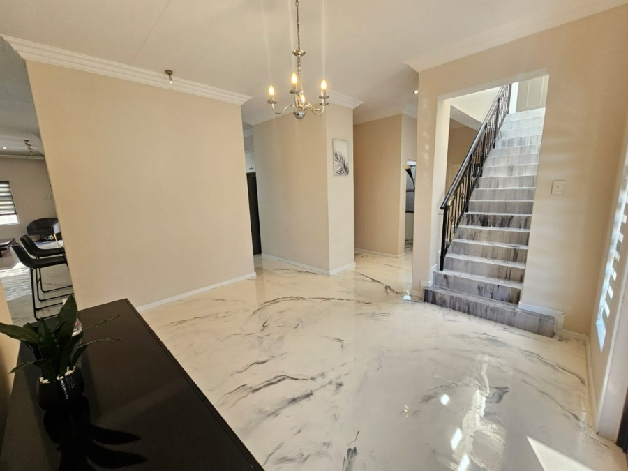3 Bedroom Property for Sale in Crescent Wood Country Estate Gauteng