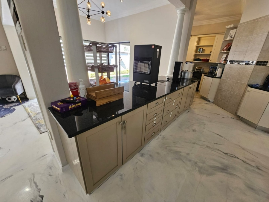 3 Bedroom Property for Sale in Crescent Wood Country Estate Gauteng