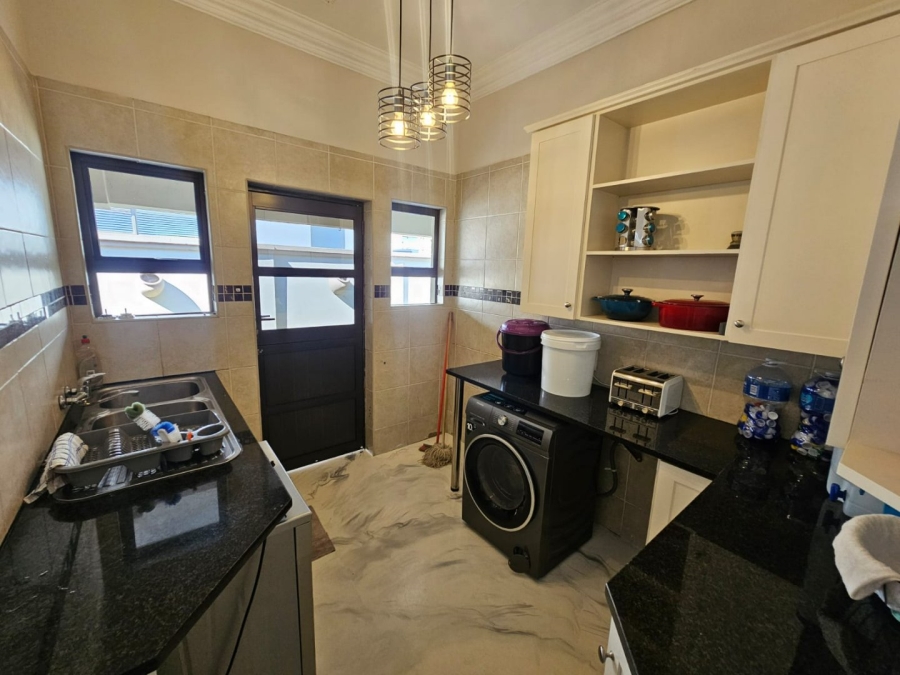 3 Bedroom Property for Sale in Crescent Wood Country Estate Gauteng