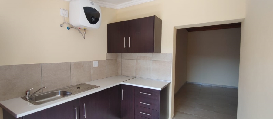 To Let  Bedroom Property for Rent in Pretoria Gardens Gauteng
