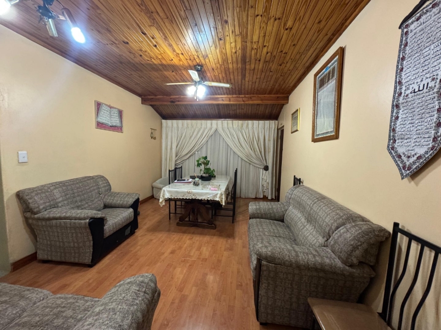 To Let 3 Bedroom Property for Rent in Laudium Ext 2 Gauteng