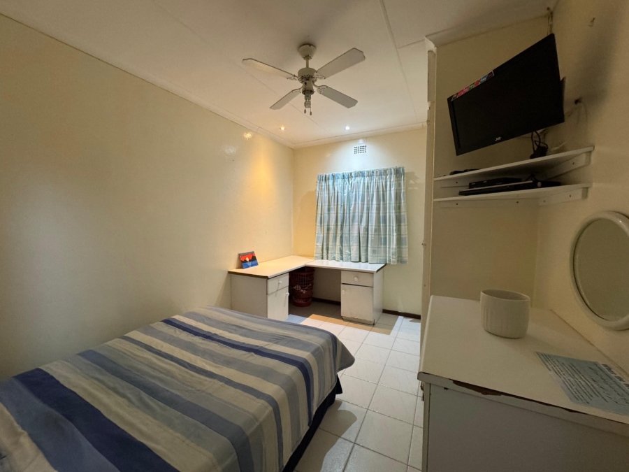 To Let 3 Bedroom Property for Rent in Laudium Ext 2 Gauteng