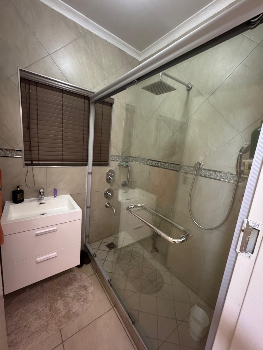 To Let 3 Bedroom Property for Rent in Laudium Ext 2 Gauteng