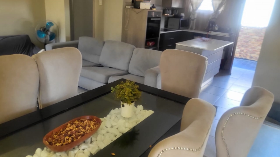 3 Bedroom Property for Sale in Lion Pride Gauteng