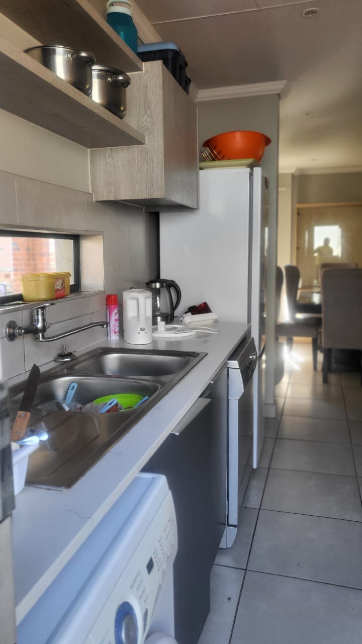 3 Bedroom Property for Sale in Lion Pride Gauteng