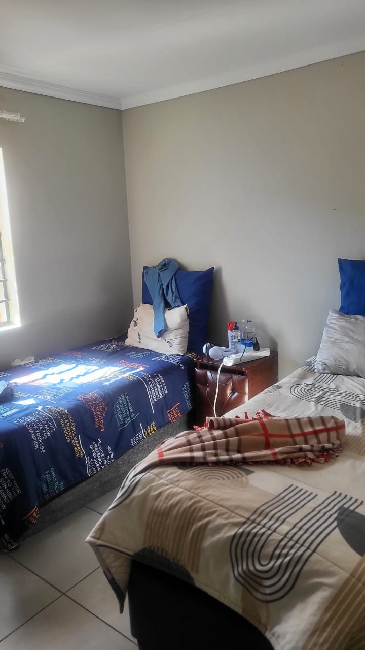 3 Bedroom Property for Sale in Lion Pride Gauteng