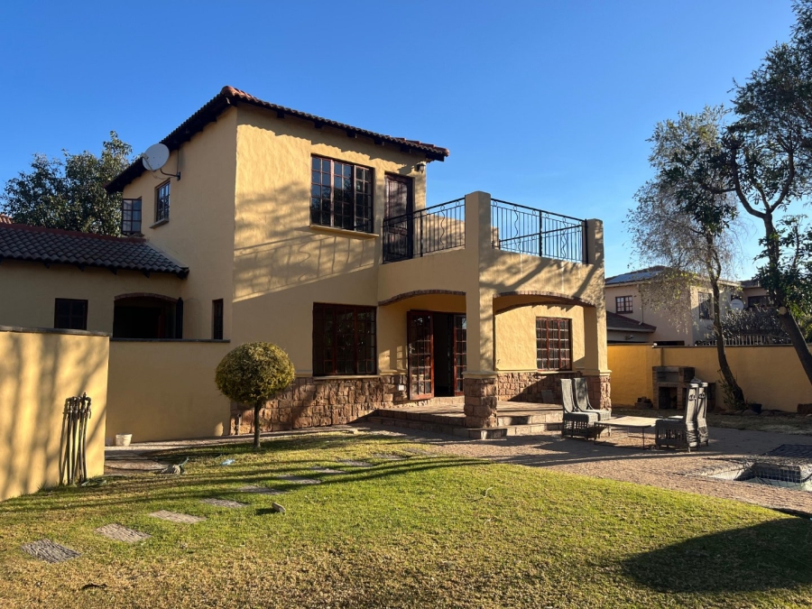 To Let 3 Bedroom Property for Rent in Noordwyk Gauteng