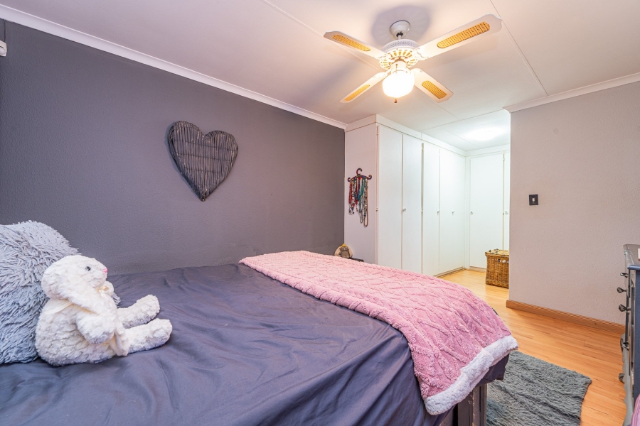 3 Bedroom Property for Sale in Helderkruin Gauteng