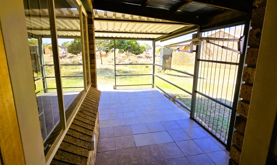 1 Bedroom Property for Sale in Kleinfontein A H Gauteng