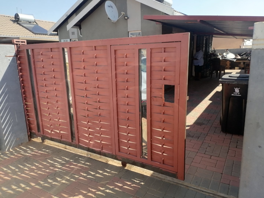  Bedroom Property for Sale in Windmill Park Gauteng